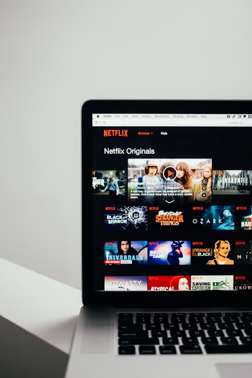 剧情剧《继承之战》第四季高清海报 - HBO商战剧